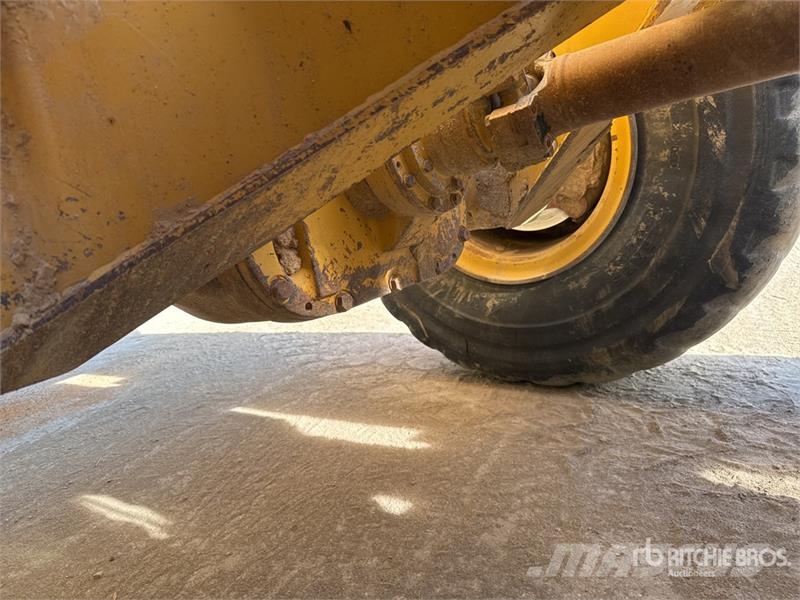 CAT 730C Csuklósdömperek