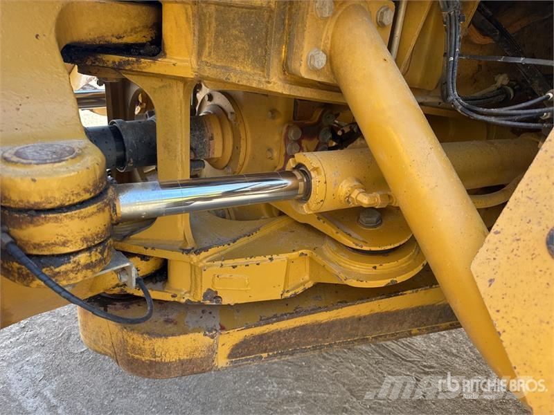 CAT 730C Csuklósdömperek