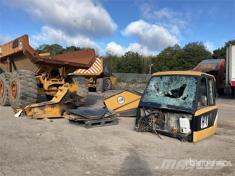 CAT 740 Csuklósdömperek