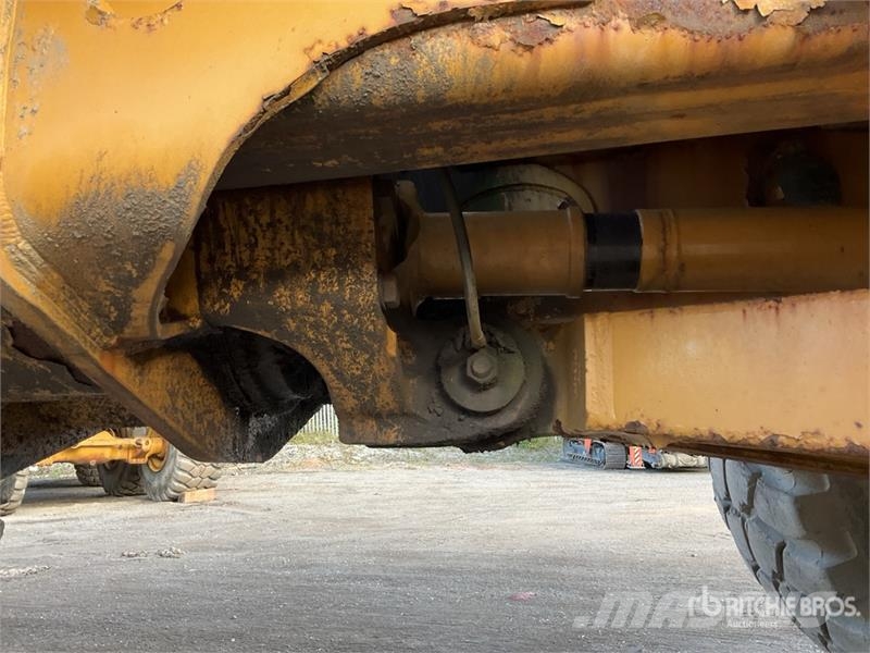 CAT 740 Csuklósdömperek