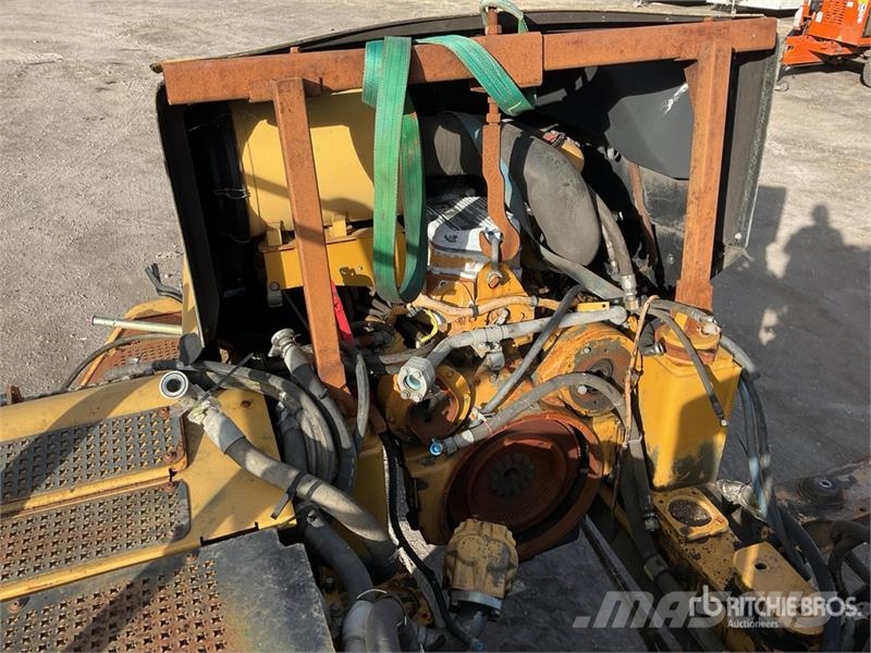 CAT 740 Csuklósdömperek