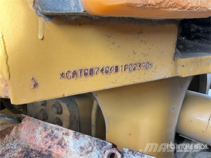 CAT 740 Csuklósdömperek