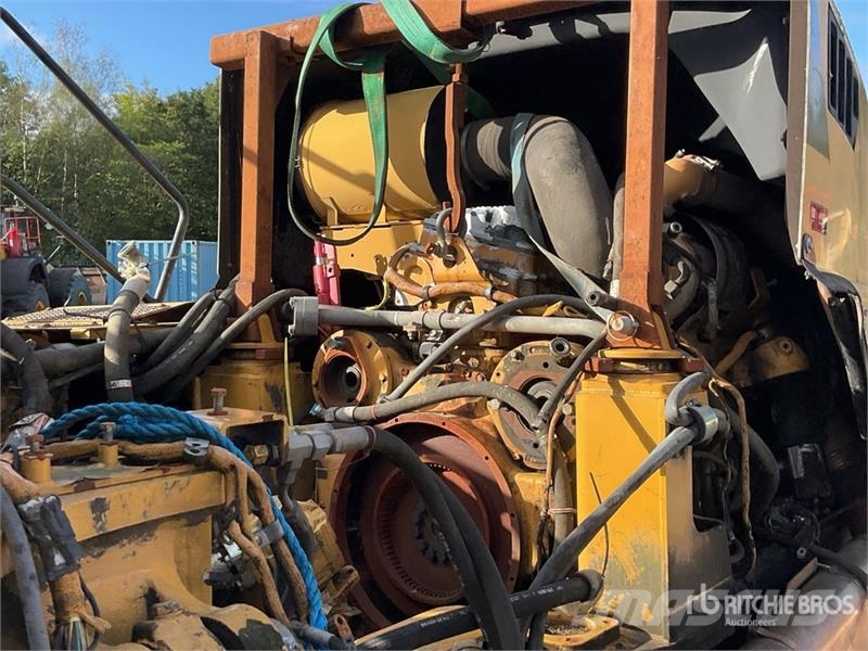 CAT 740 Csuklósdömperek
