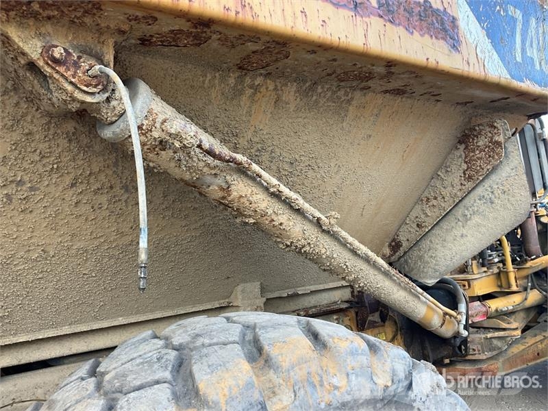 CAT 740 Csuklósdömperek