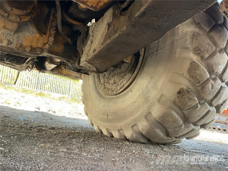 CAT 740 Dumpers articolati