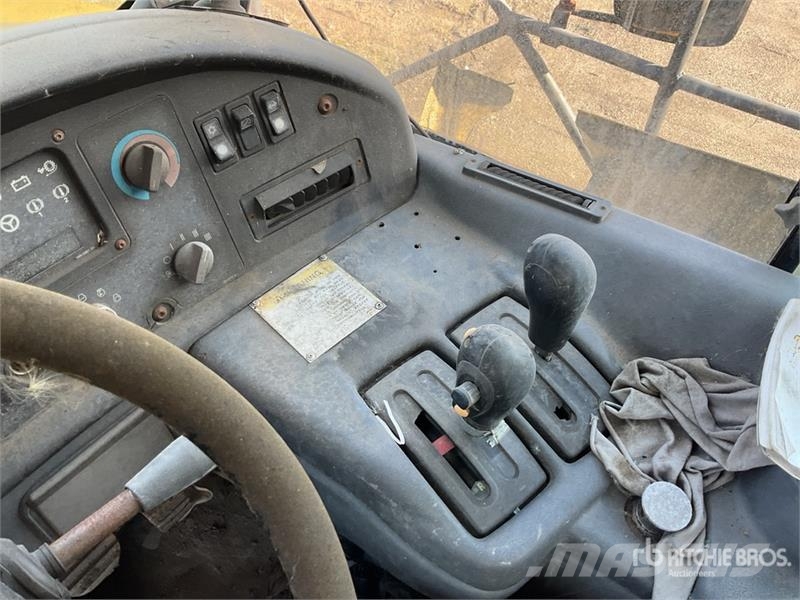 CAT 740 Dumpers articolati