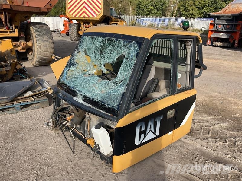 CAT 740 Csuklósdömperek