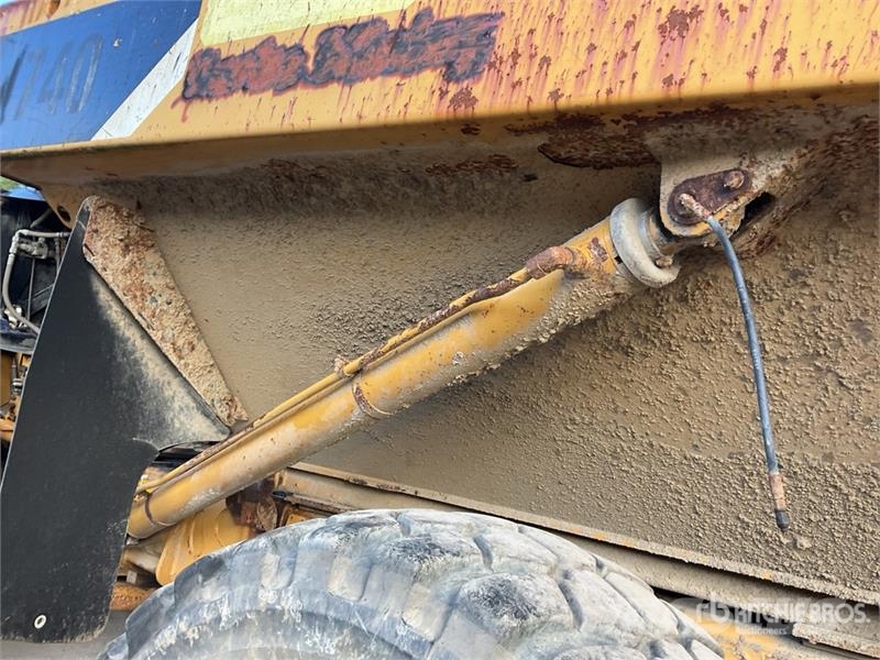CAT 740 Csuklósdömperek