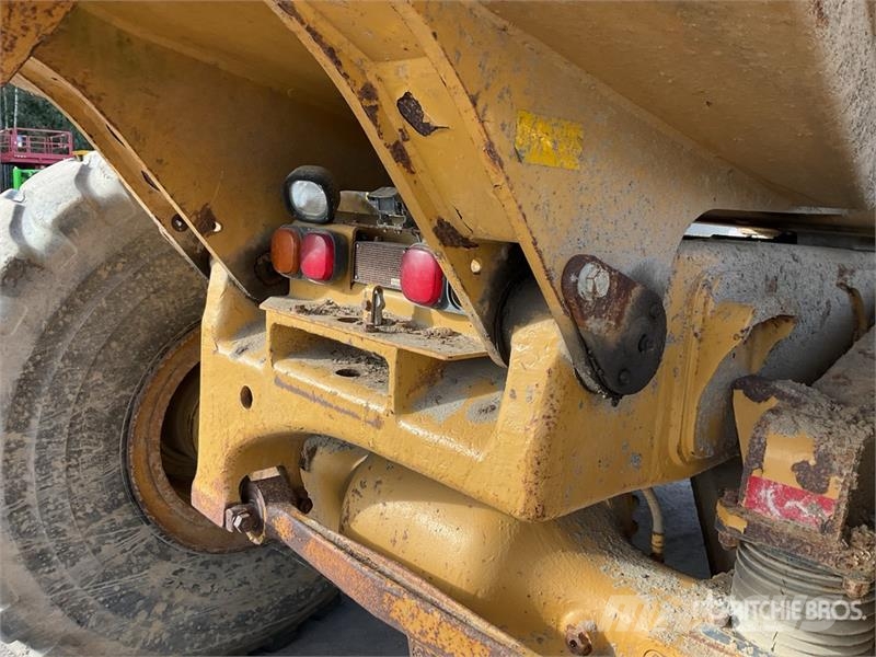 CAT 740 Csuklósdömperek