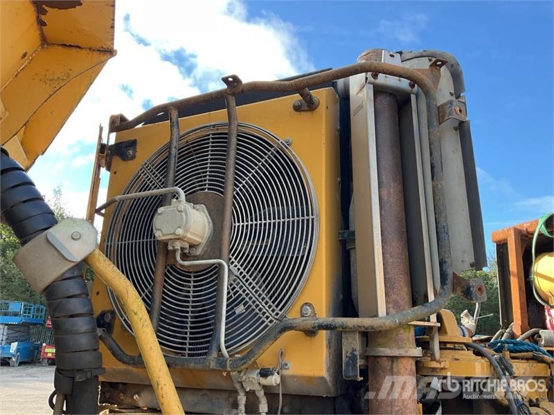 CAT 740 Csuklósdömperek