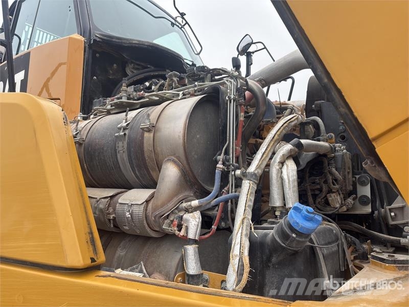 CAT 745C Liigendraamiga pinnaseveokid