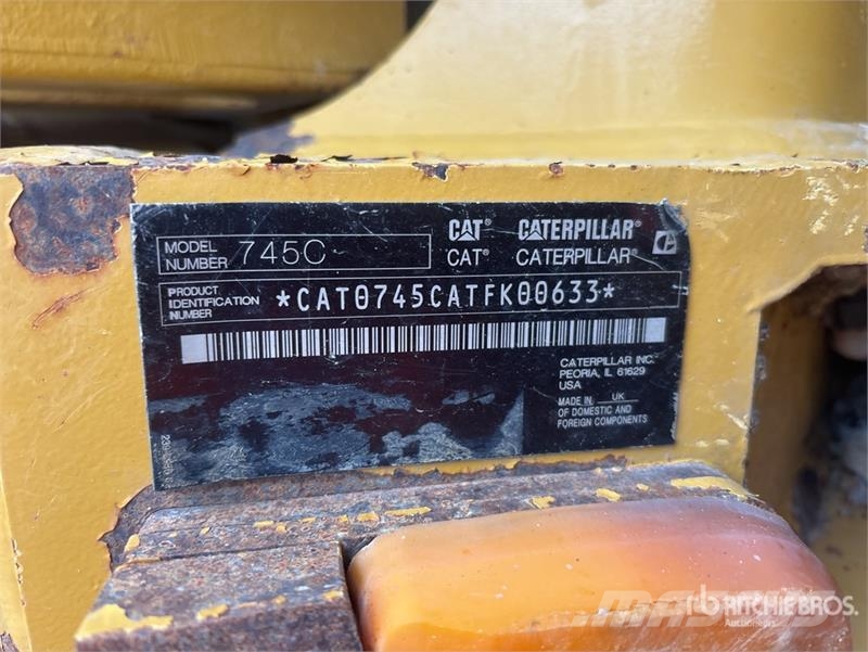 CAT 745C Liigendraamiga pinnaseveokid
