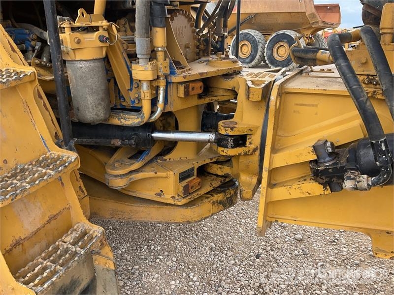 CAT 745C ساحبات مفصلية