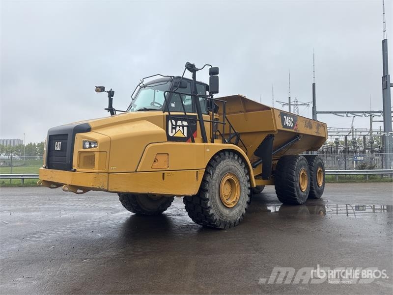 CAT 745C Liigendraamiga pinnaseveokid