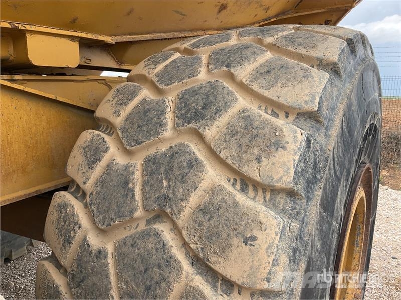 CAT 745C ساحبات مفصلية