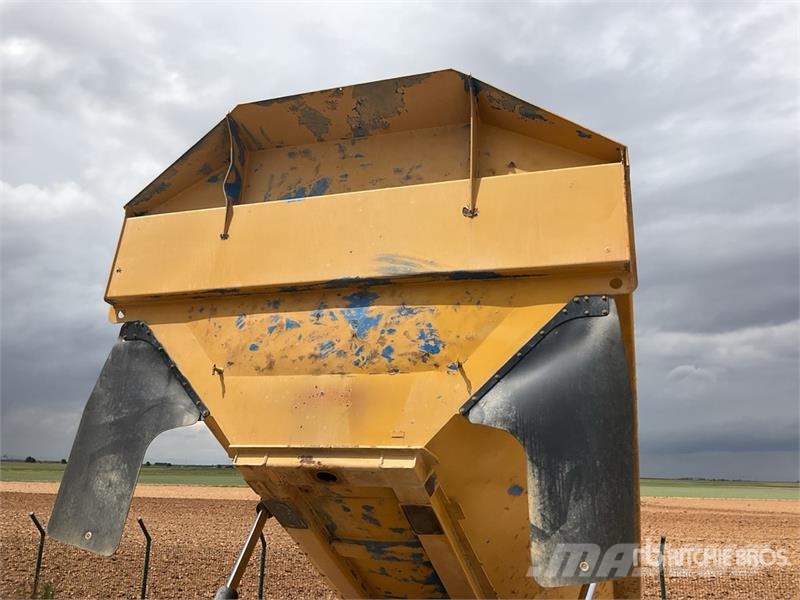 CAT 745C ساحبات مفصلية