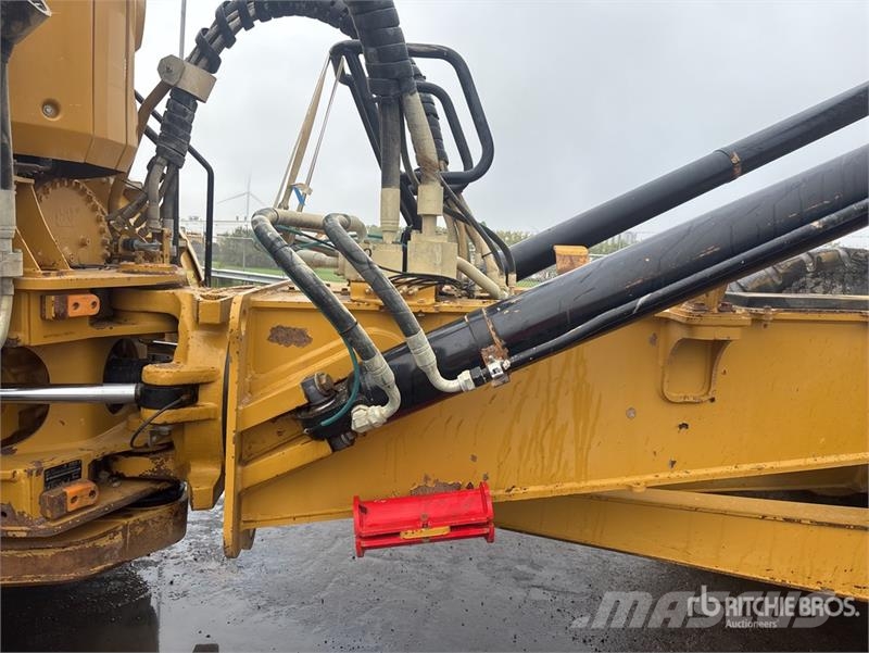 CAT 745C Liigendraamiga pinnaseveokid