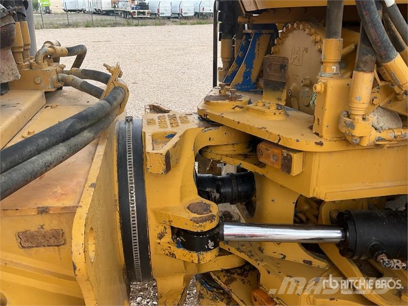 CAT 745C ساحبات مفصلية