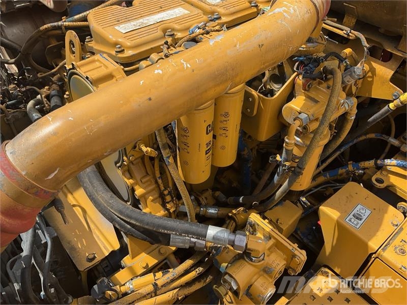 CAT 745C ساحبات مفصلية
