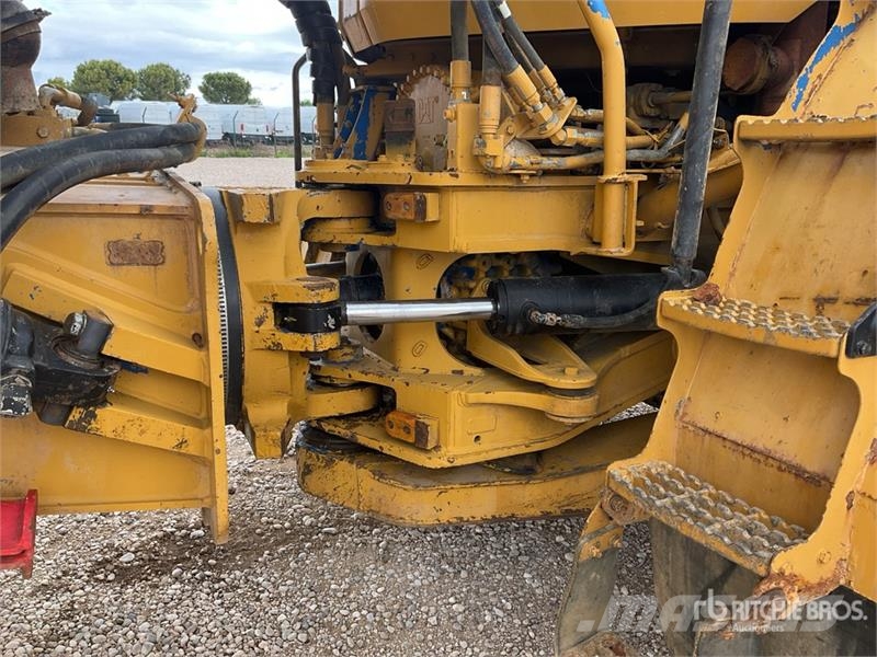 CAT 745C ساحبات مفصلية