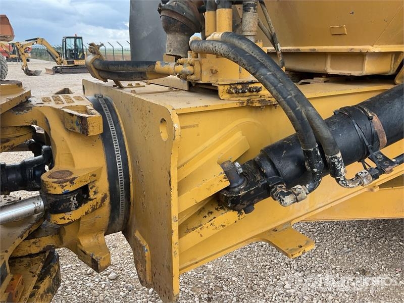 CAT 745C ساحبات مفصلية