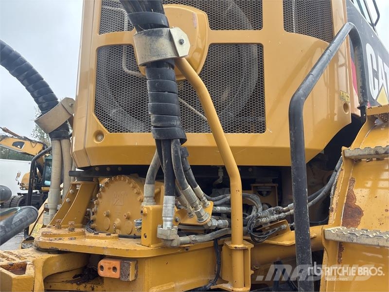 CAT 745C Liigendraamiga pinnaseveokid