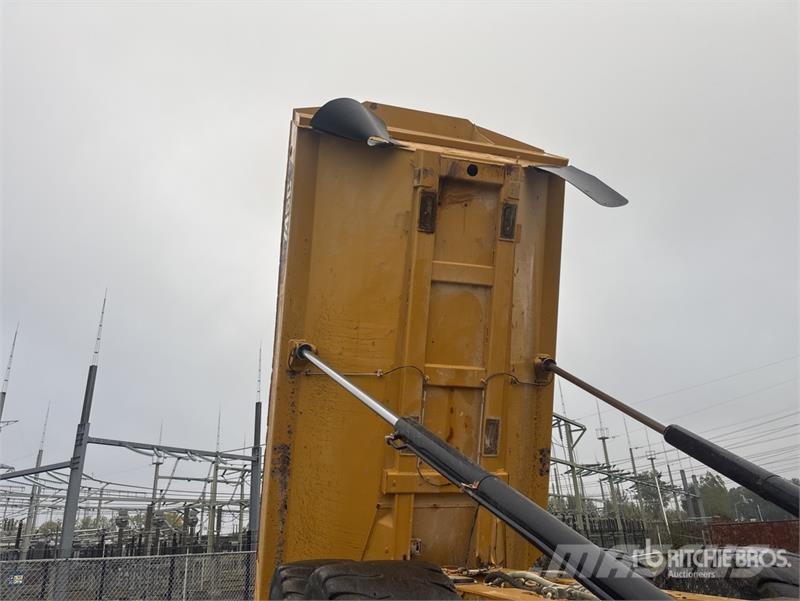 CAT 745C Liigendraamiga pinnaseveokid