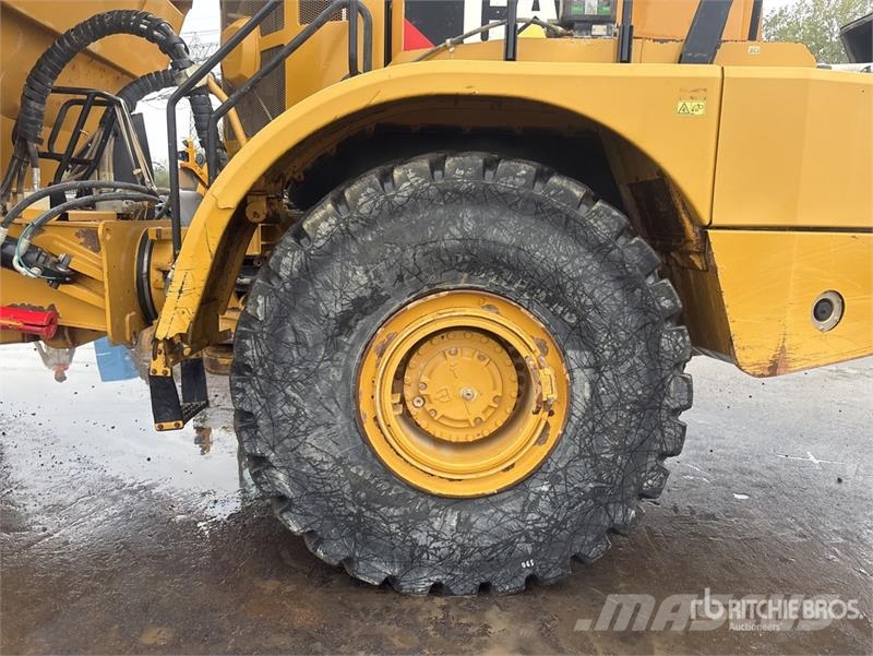 CAT 745C Liigendraamiga pinnaseveokid