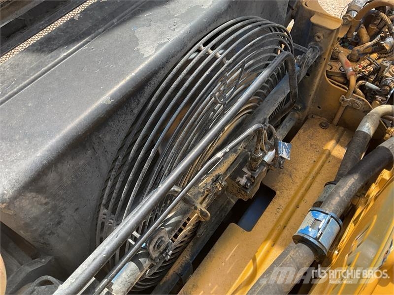 CAT 745C ساحبات مفصلية