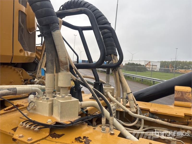 CAT 745C Liigendraamiga pinnaseveokid