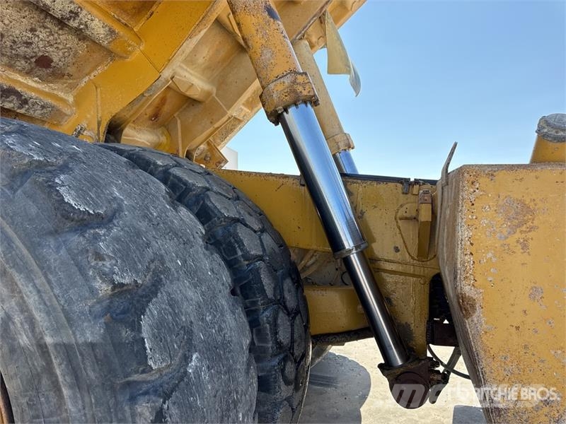 CAT 773B Tombereau Rigide Haul Truck Articulated Dump Trucks (ADTs)