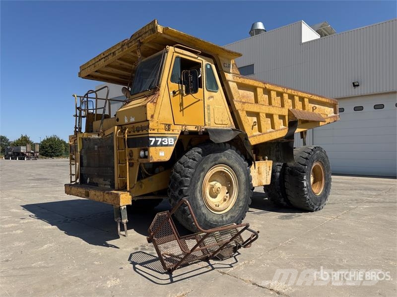 CAT 773B Tombereau Rigide Haul Truck Articulated Dump Trucks (ADTs)