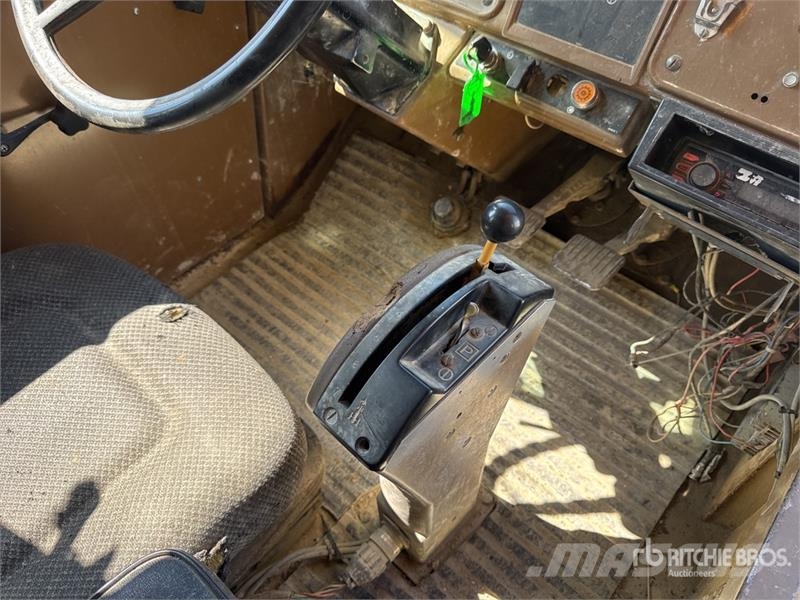 CAT 773B Tombereau Rigide Haul Truck Articulated Dump Trucks (ADTs)