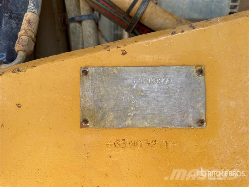 CAT 773B Tombereau Rigide Haul Truck Articulated Dump Trucks (ADTs)
