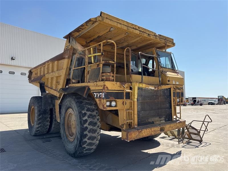 CAT 773B Tombereau Rigide Haul Truck Articulated Dump Trucks (ADTs)