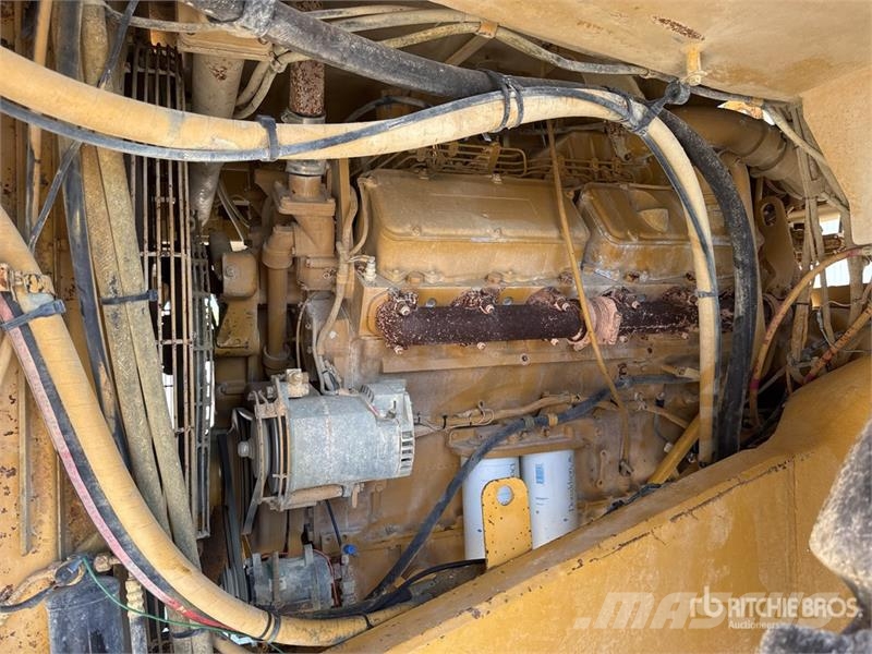 CAT 773B Tombereau Rigide Haul Truck Articulated Dump Trucks (ADTs)