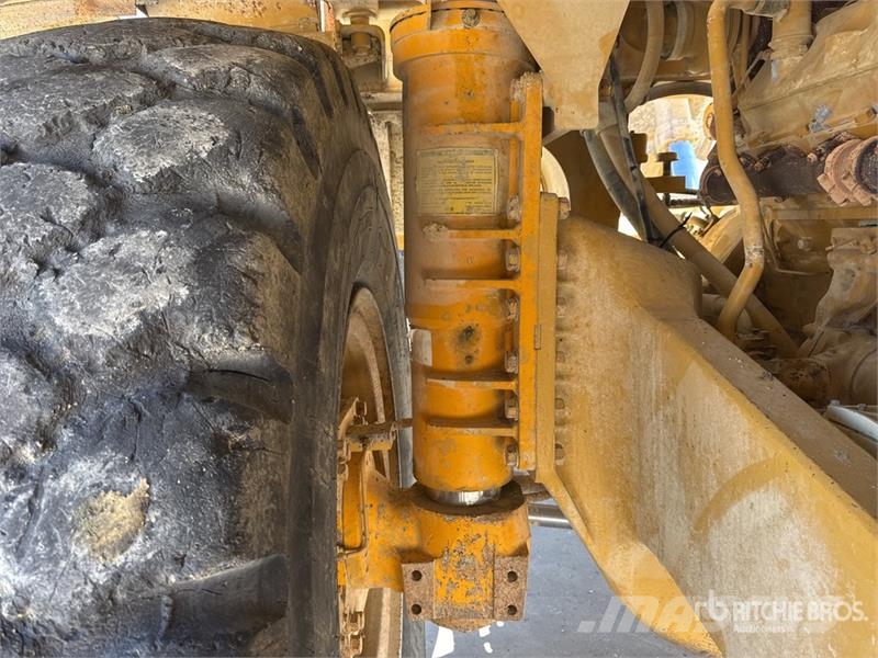 CAT 773B Tombereau Rigide Haul Truck Articulated Dump Trucks (ADTs)