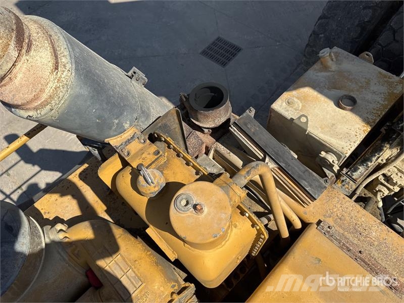 CAT 773B Tombereau Rigide Haul Truck Articulated Dump Trucks (ADTs)