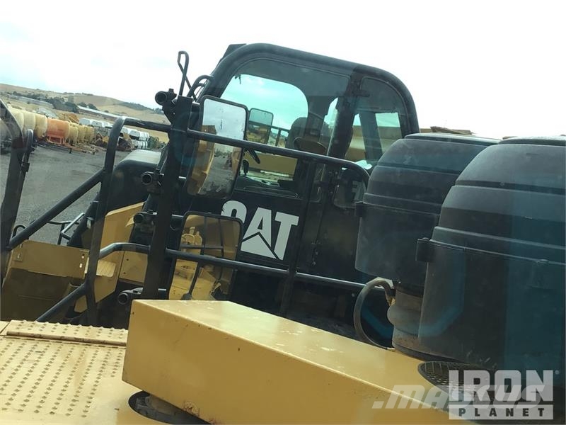 CAT 777F Haul Truck Liigendraamiga pinnaseveokid