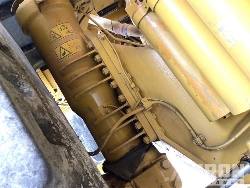 CAT 777F Haul Truck Liigendraamiga pinnaseveokid