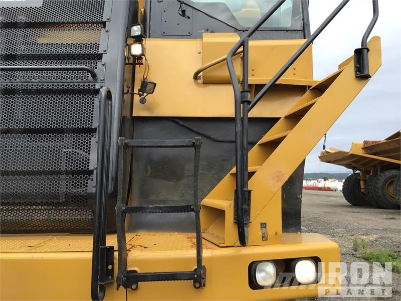CAT 777F Haul Truck Liigendraamiga pinnaseveokid