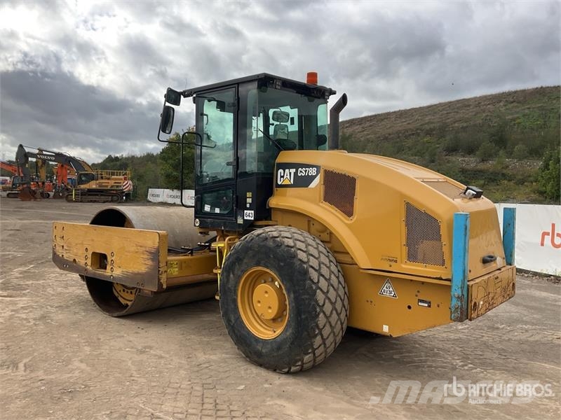 CAT 78B Smooth Drum Compactor مداحل أحادية الأسطوانة