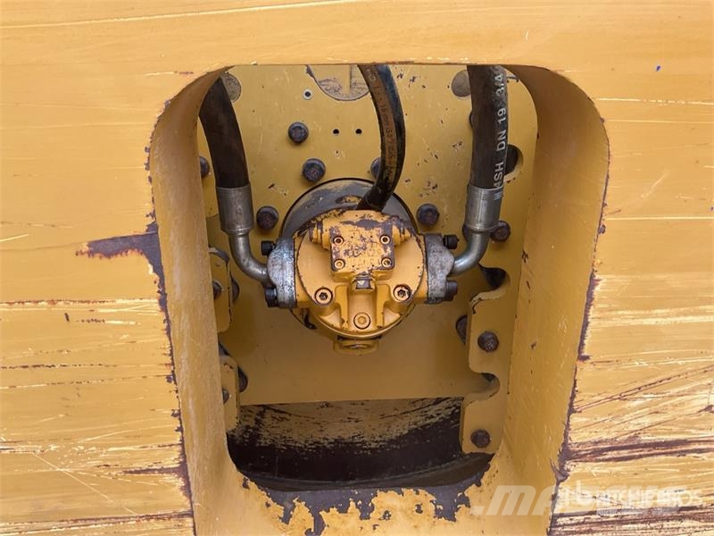 CAT 78B Smooth Drum Compactor مداحل أحادية الأسطوانة
