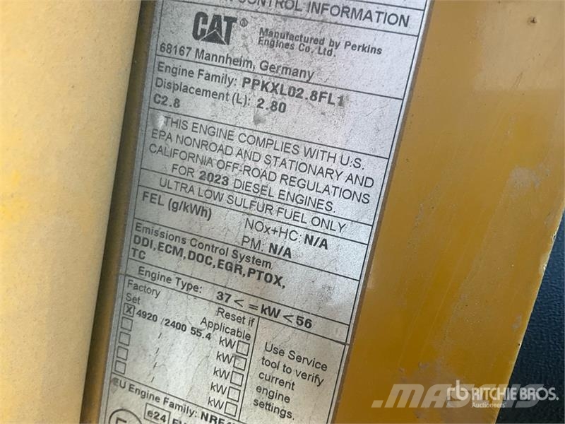 CAT 906 Radlader