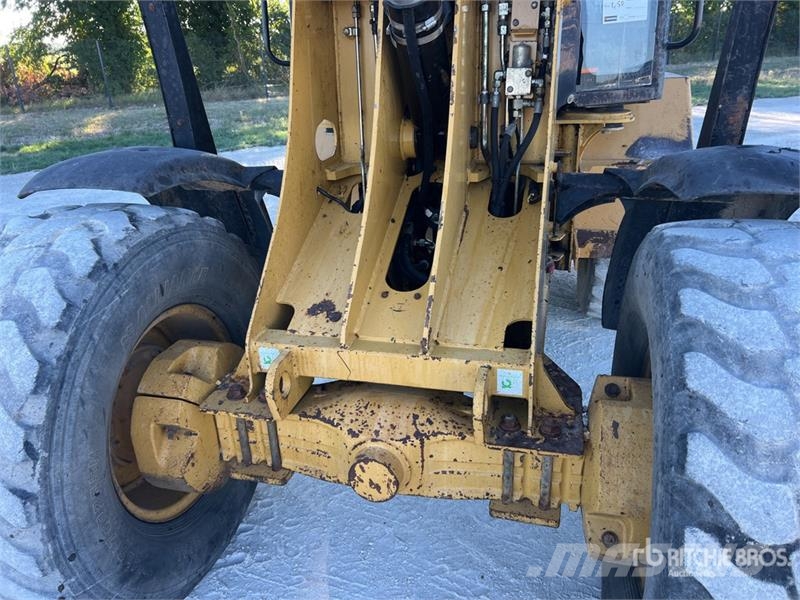 CAT 906 Radlader