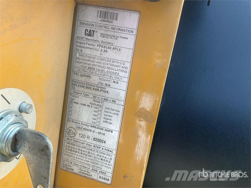 CAT 906 Radlader