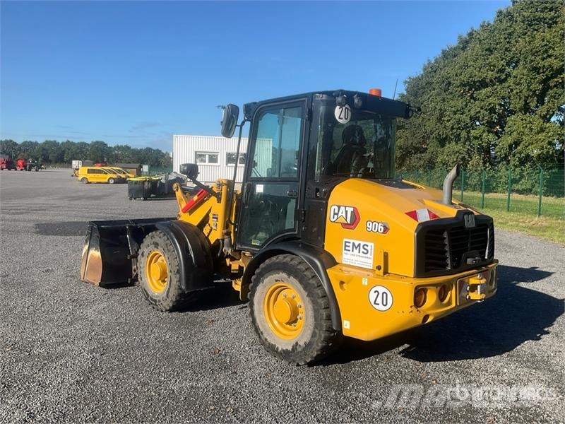 CAT 906 Radlader