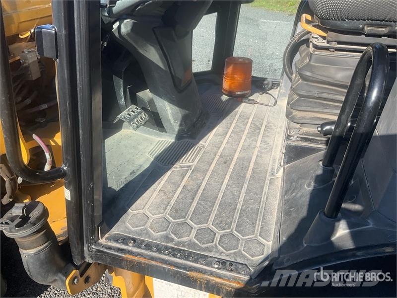 CAT 906 Radlader