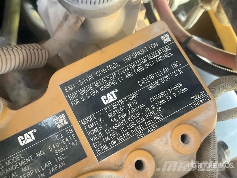 CAT 908M Wheel Loader Iekrāvēji uz riteņiem