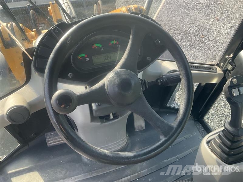 CAT 908M Wheel Loader Iekrāvēji uz riteņiem